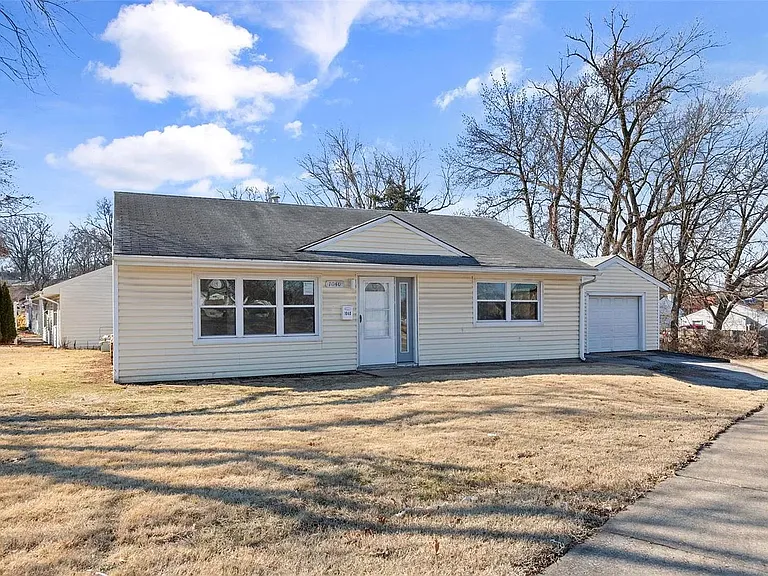 1040 N Highway 67 St — Photo 8