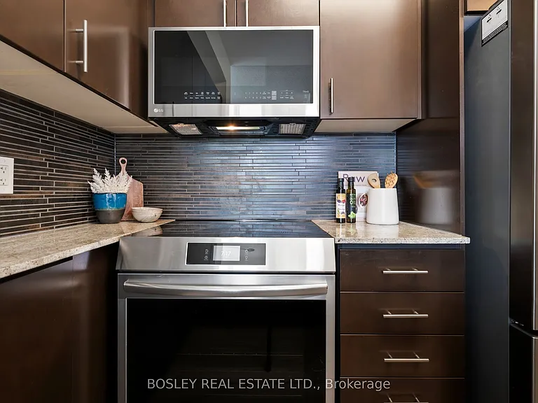 25 Cole St #317 — Photo 11