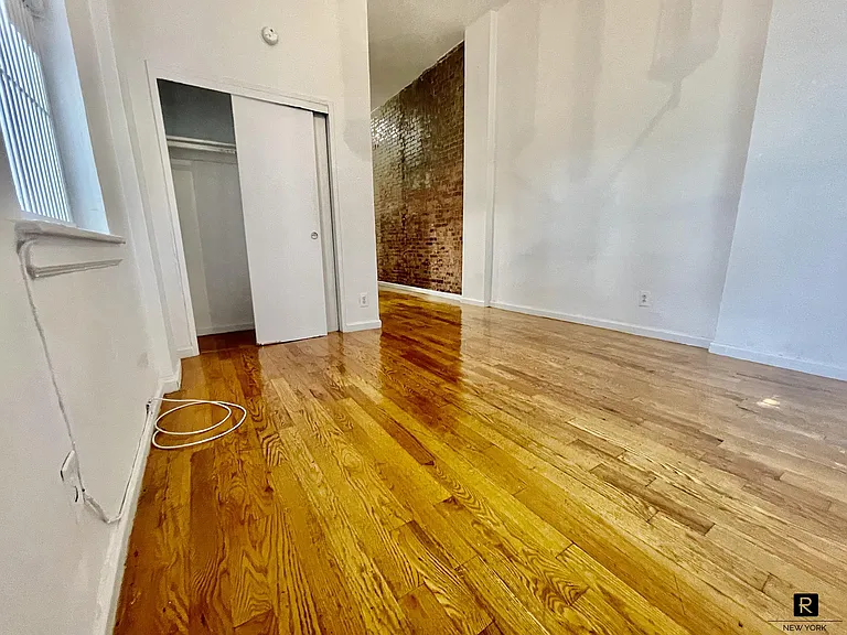 260 W 135th St #1A — Photo 5