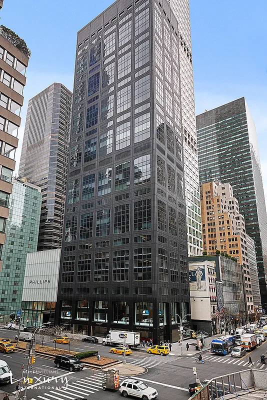 ベルナール・ビュッフェ、「NEW YORK-Park avenue」 465 Park Avenue #406 in Midtown, Manhattan | StreetEasy