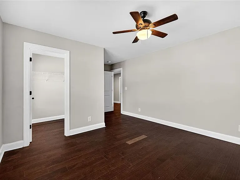 3047 Mountain Shadow Way — Photo 25