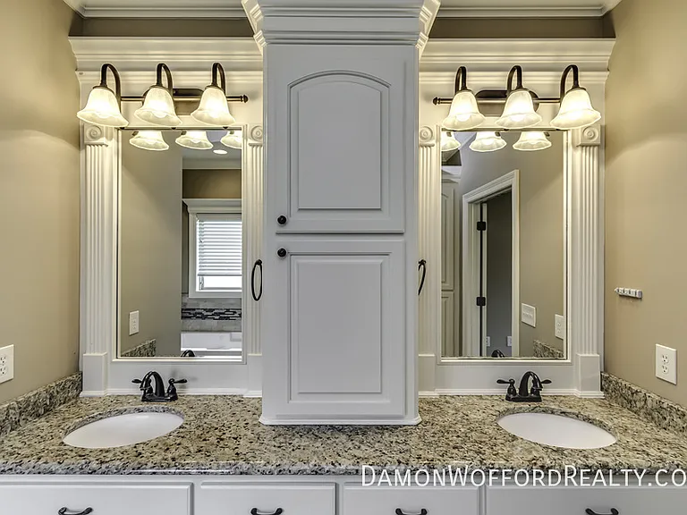 114 Lennox Pl — Photo 46