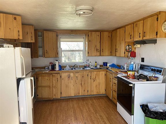 3rd image of 606 N 6th St