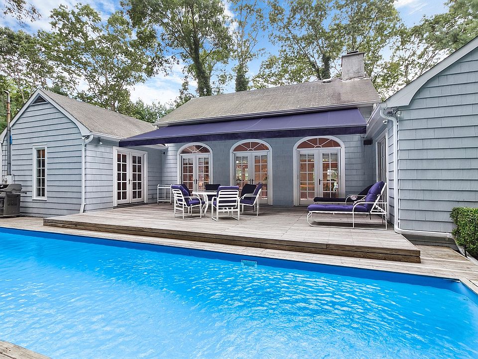 1st image of 2 Foxcroft Ln
