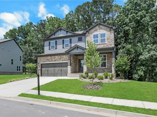 4082 Adler Cir, Buford, GA 30519