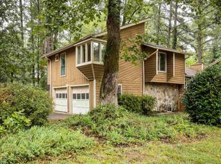 889 Post Road Cir, Stone Mountain, GA 30088