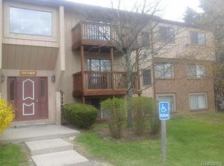 30060 W Twelve Mile Rd UNIT 95, Farmington Hills, MI
