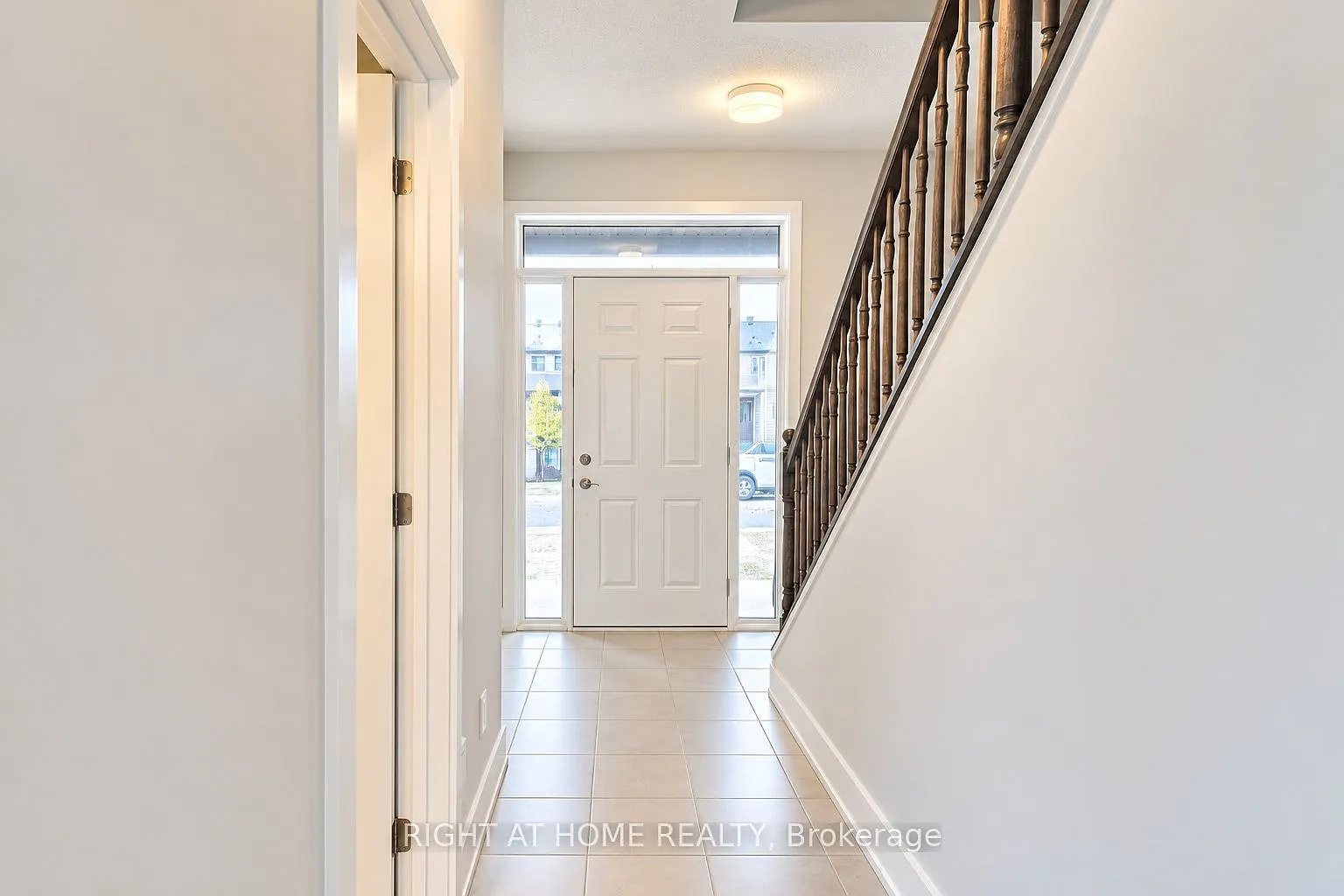 4 bed, $3,200 — Photo 3