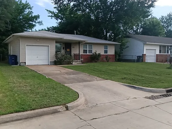 1371 E 51st St N, Tulsa, OK 74126
