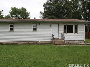 200 Edgewood Dr, Belleville, IL