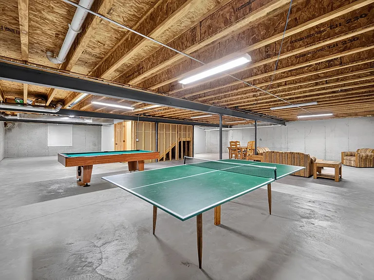 3565 Ayres Dr — Photo 23