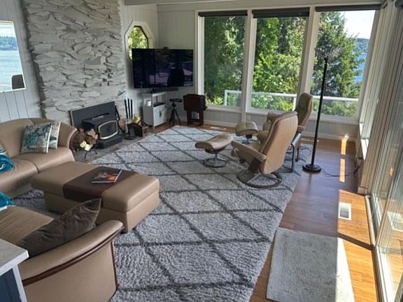 5th image of 1928 Lybecker Dr NW