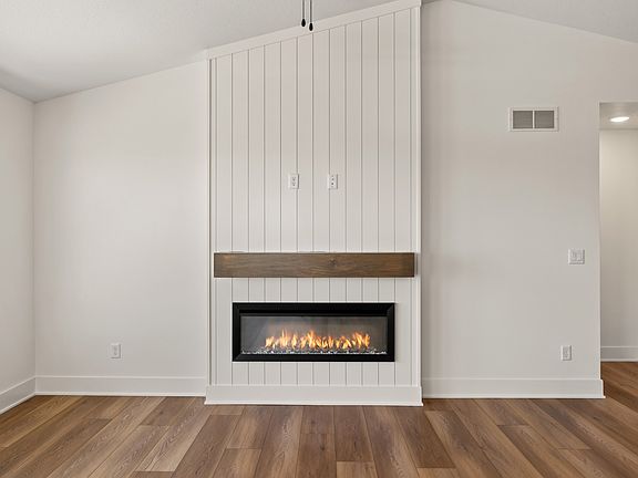 5th image of 2910 NW Reinhart Dr