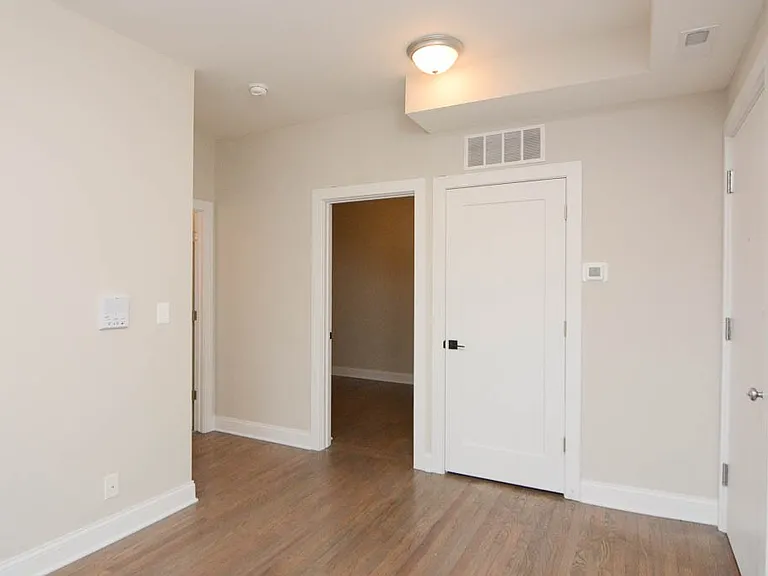3407 W Fullerton Ave #D3 — Photo 10