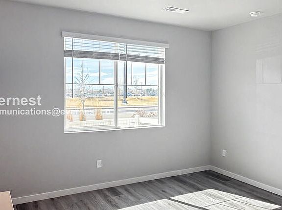 5th image of 235 Molinar St