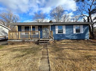 106 Maple Ln, Peoria, IL 61607