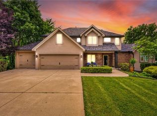 7608 NW Roberts Rd, Weatherby Lake, MO 64152