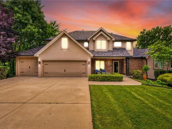 7608 NW Roberts Rd, Weatherby Lake, MO 64152