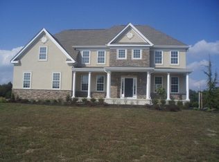 2 Parkside Dr, Jackson, NJ 08527