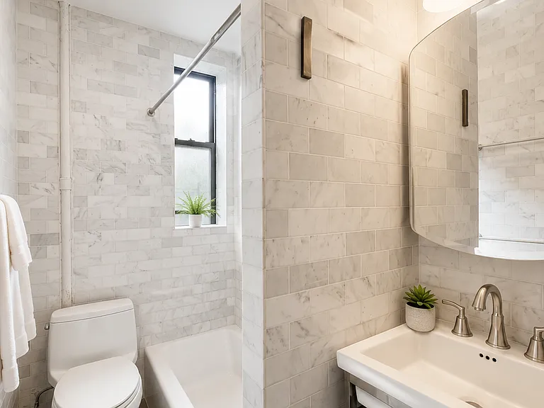 181 Mac Dougal St #3R — Photo 5