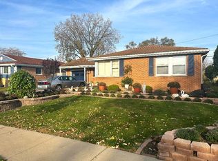 16409 Craig Dr, Oak Forest, IL 60452