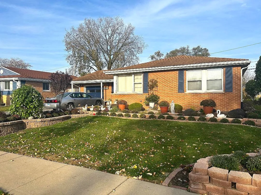 16409 Craig Dr photo 1