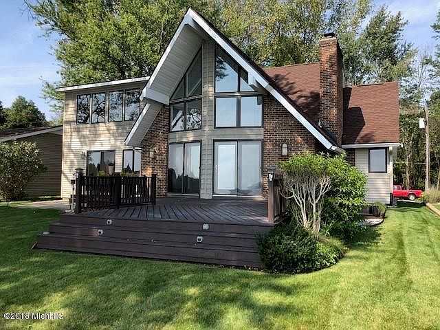 2nd image of 2822 E Shore Dr