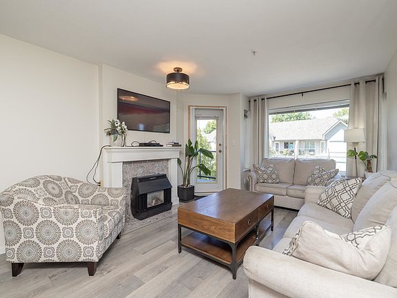 5th image of 33668 King Rd #402