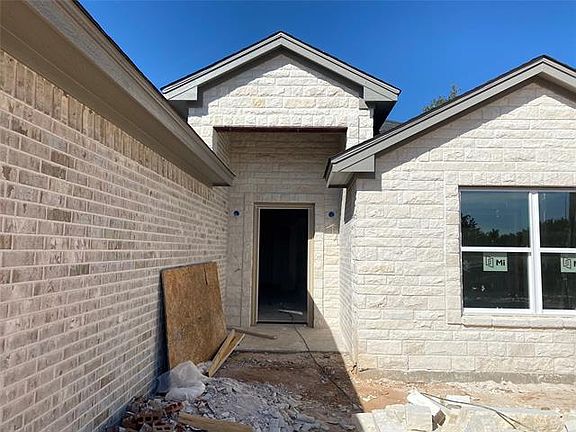 4th image of 5405 San Jacinto Dr