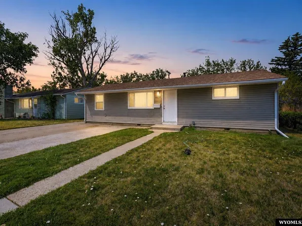 1534 Brigham Young St, Casper, WY 82604