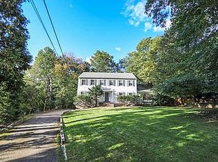 12 Soder Rd, North Caldwell, NJ 07006