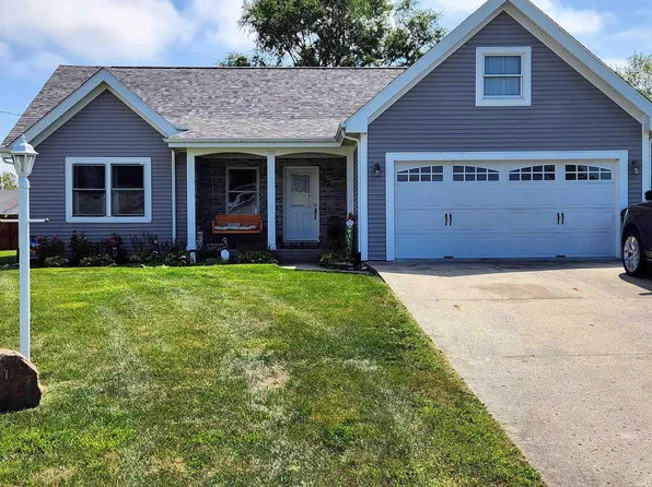 110 Bluebird Ln, Sulphur Springs, IN 47388