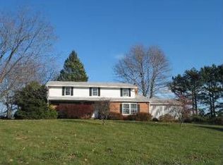 15998 Hampton Rd, Hamilton, VA 20158