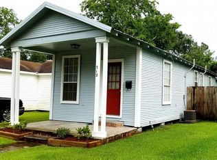 712 10th St, Lake Charles, LA 70601