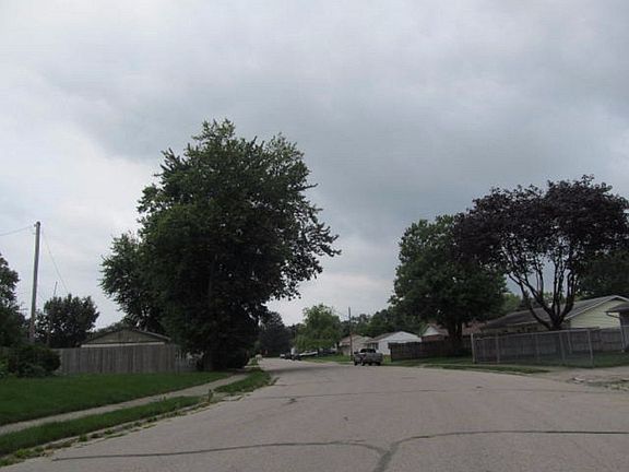 5th image of 264 Southview Dr