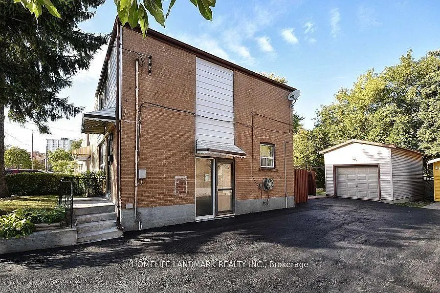 Building Photo - 158 Woodfern Dr