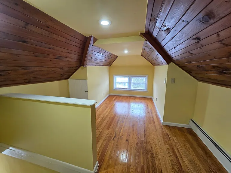 5 Bay Ave #2 — Photo 15