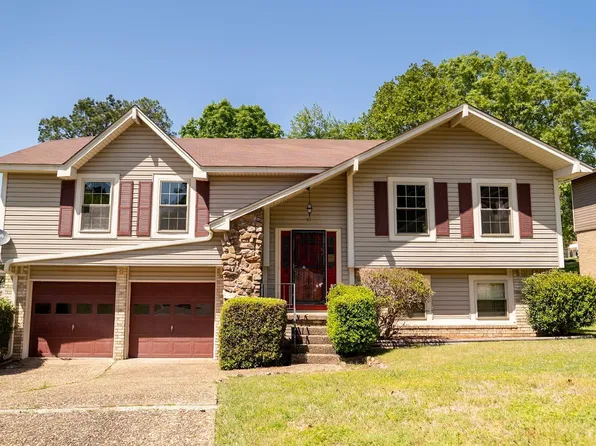 51 Lakeside Dr, Little Rock, AR 72204