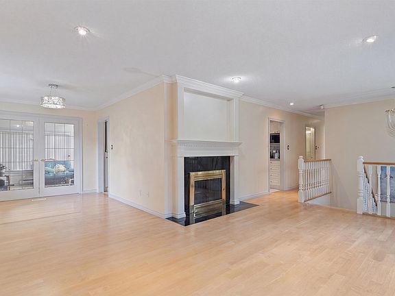 2nd image of 3099 Dryden Way