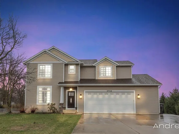 2734 Wildflower Dr, Middleville, MI 49333