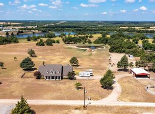 434 Private Road 288, Honey Grove, TX 75446