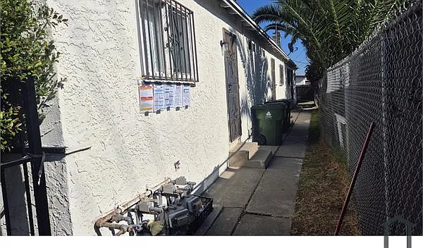 2 bed, $2,500 — Photo 3