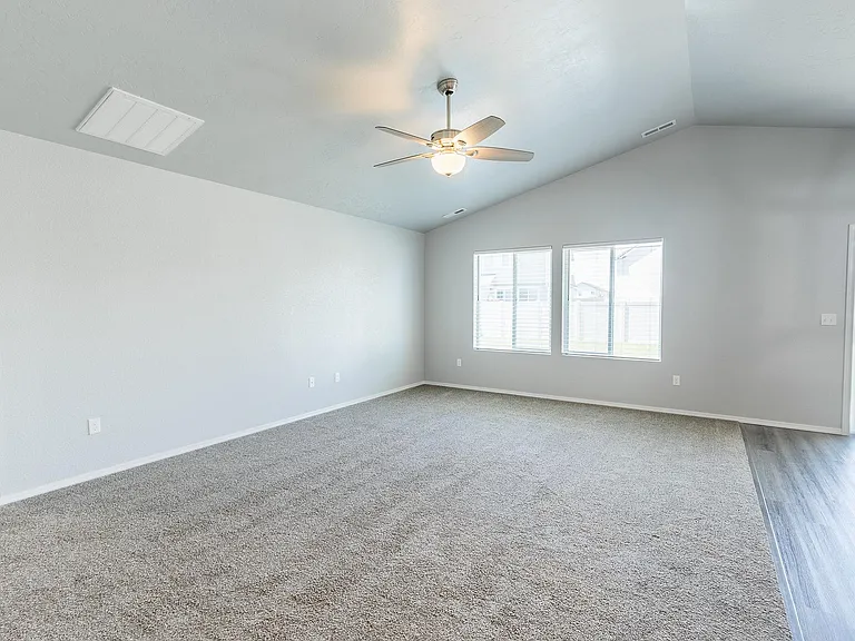 2207 N Morello Ave — Photo 19