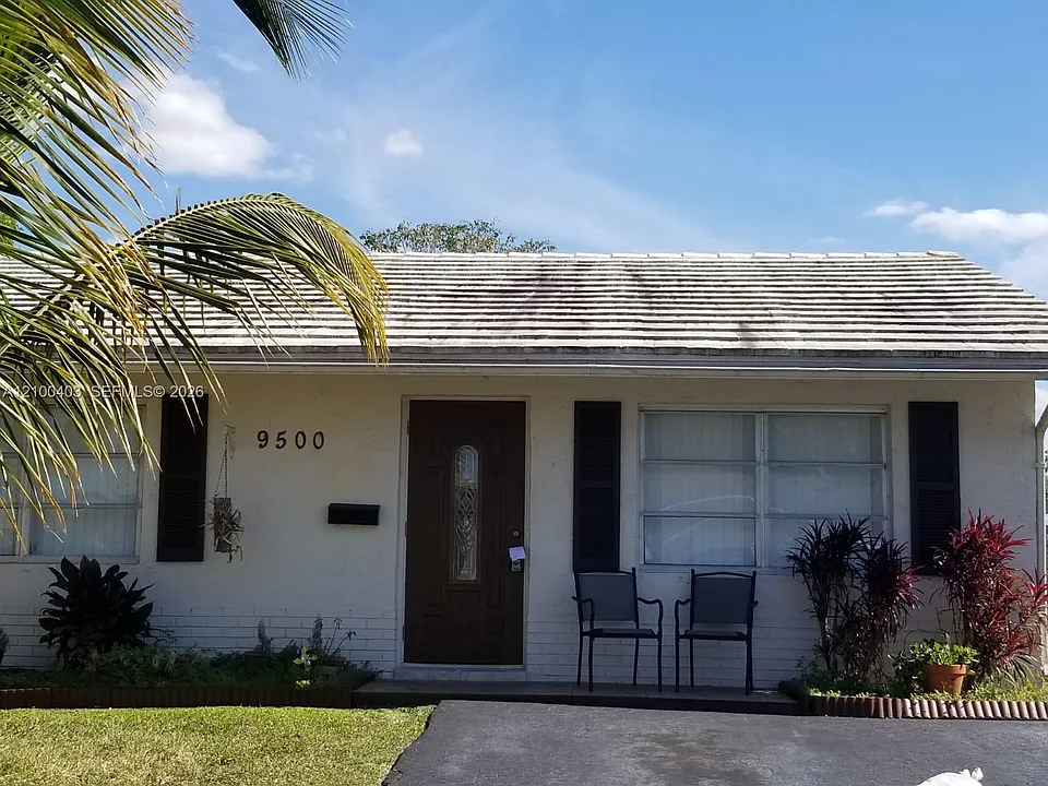 9500 NW 72nd Ct