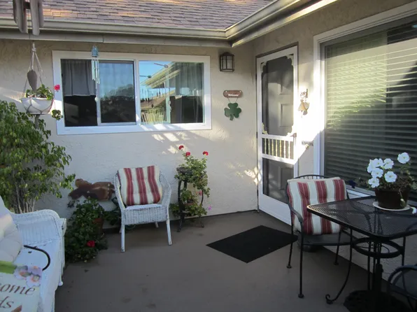 19774 Bromley Ln #8, Huntington Beach, CA 92646