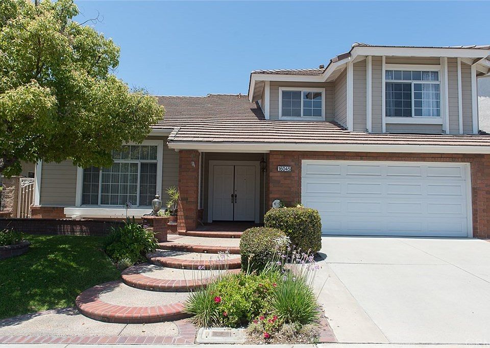 1st image of 16045 Crestline Dr