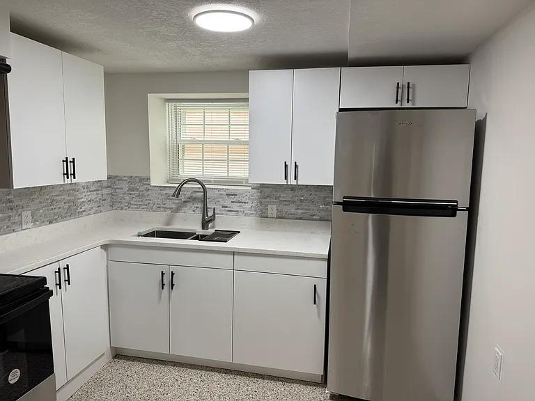 4924 S Karlov Ave #B — Photo 3