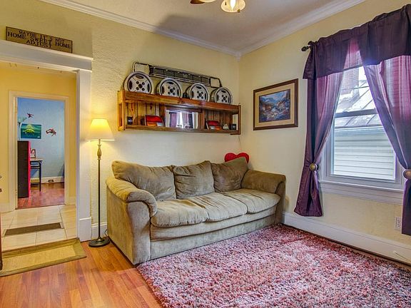 5th image of 533 Vale Ave