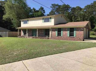 215 Bordeaux St, Pensacola, FL 32503