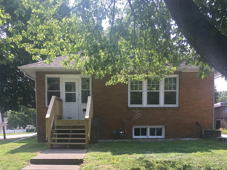 707 Chartres St — Photo 1